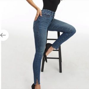 Good American Good Waist Mini Slit Blue674 NWT SZ 18